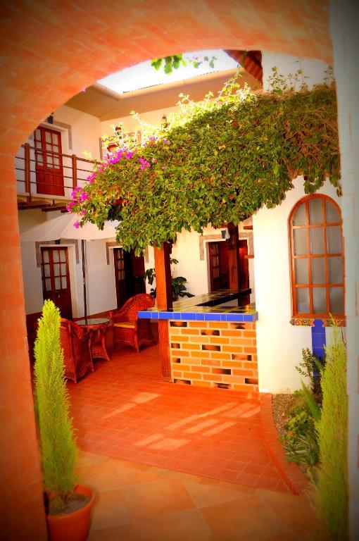 La Escondida Hostal Sucre Esterno foto
